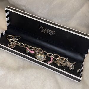 Charm bracelet